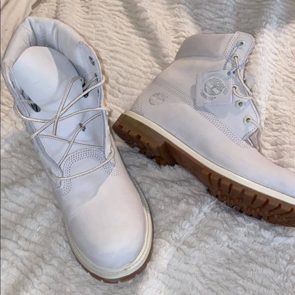 BRAND NEW NEVER WORN TIMBERLAND BOOTS